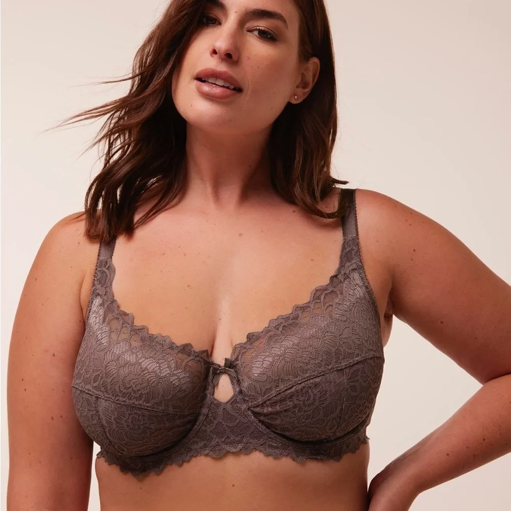 DEESSE size 36 B LACE UNDERWIRE BRA keyhole penningtons addition elle NWT - Picture 1 of 15